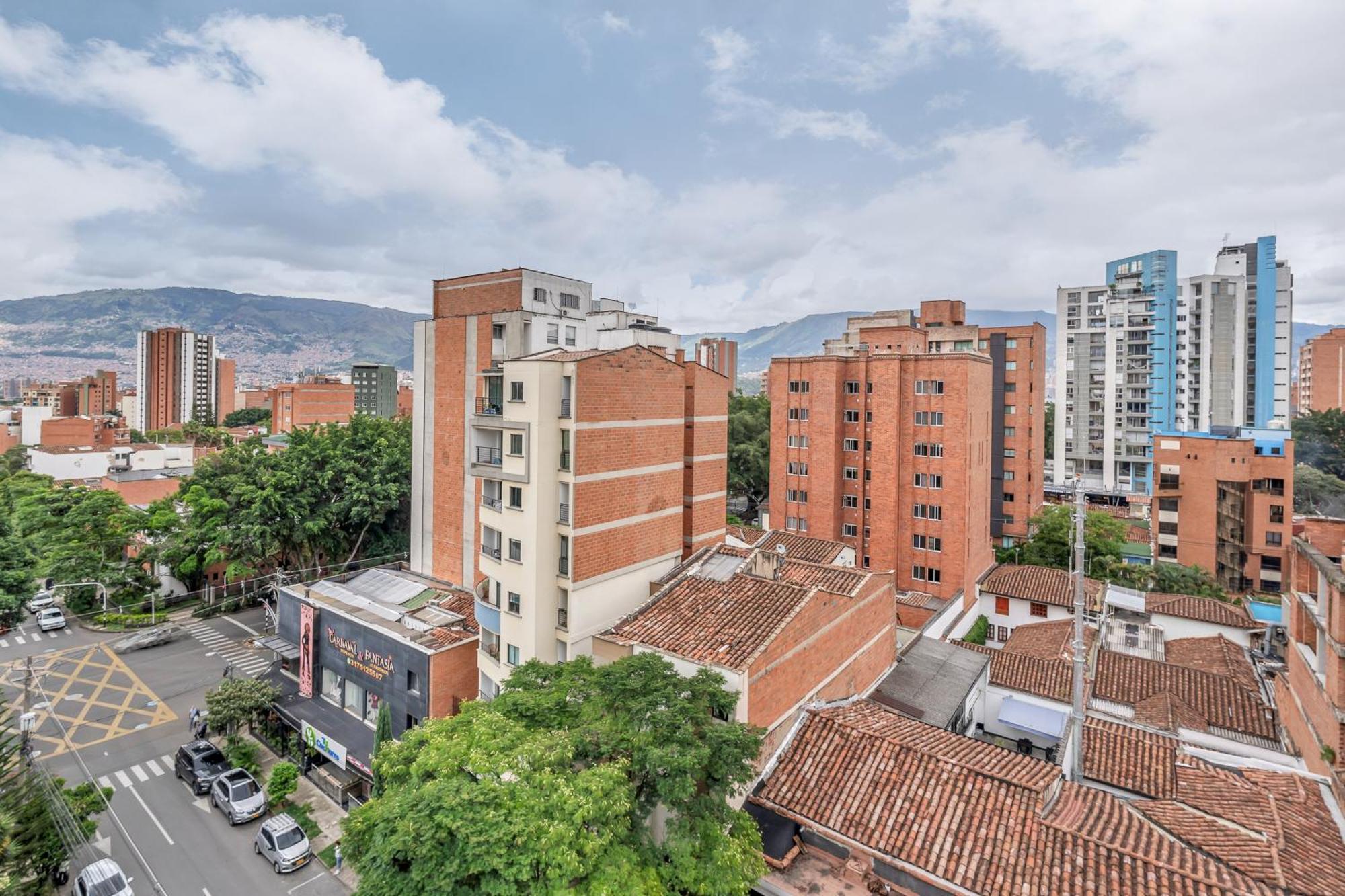 Apartamentos Housy Laureles Medellin Ngoại thất bức ảnh
